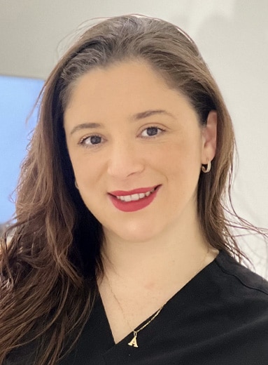 Annelize Lo Iacono Goncalves–Dental Nurse Fulham