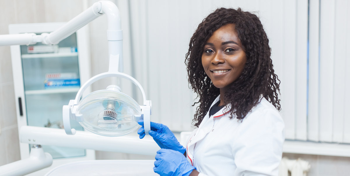 Choosing the right dentist for your personalised plan Choosing the right dentist for your personalised plan