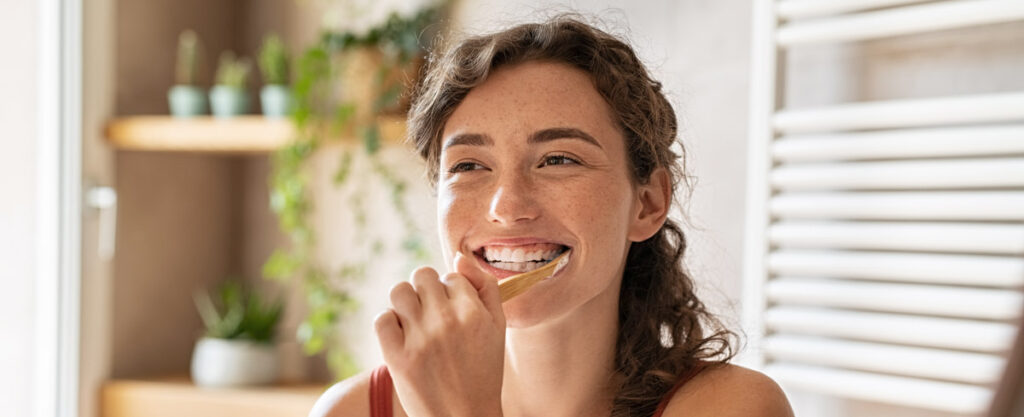 The dos of plaque removal The dos of plaque removal