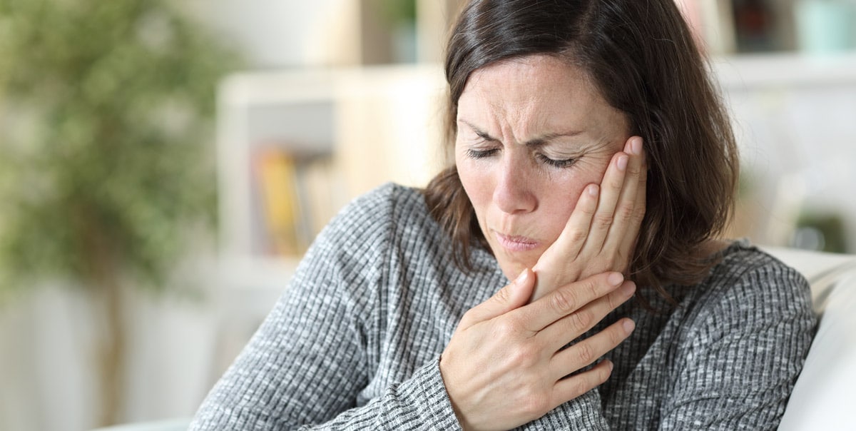 Signs of a cracked tooth Signs of a cracked tooth